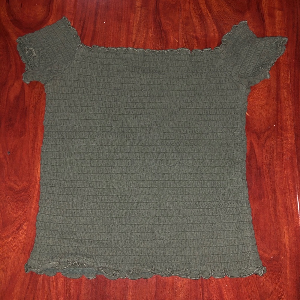 HOLLISTER Off The Shoulder Top